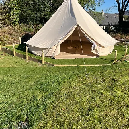 Роскошный шатер Riocht Fodla Glamping