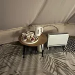 Luxussátor Riocht Fodla Glamping